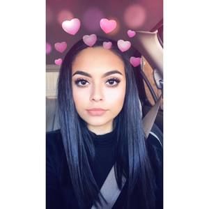 Meet your Posher, Amparo